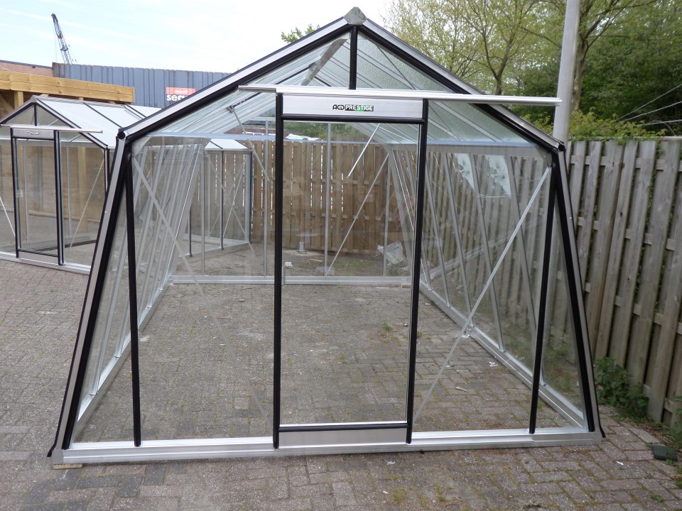 ACD tuinkas S106H-B 13.62 m2 Afmeting: 3.06m x 4.45m