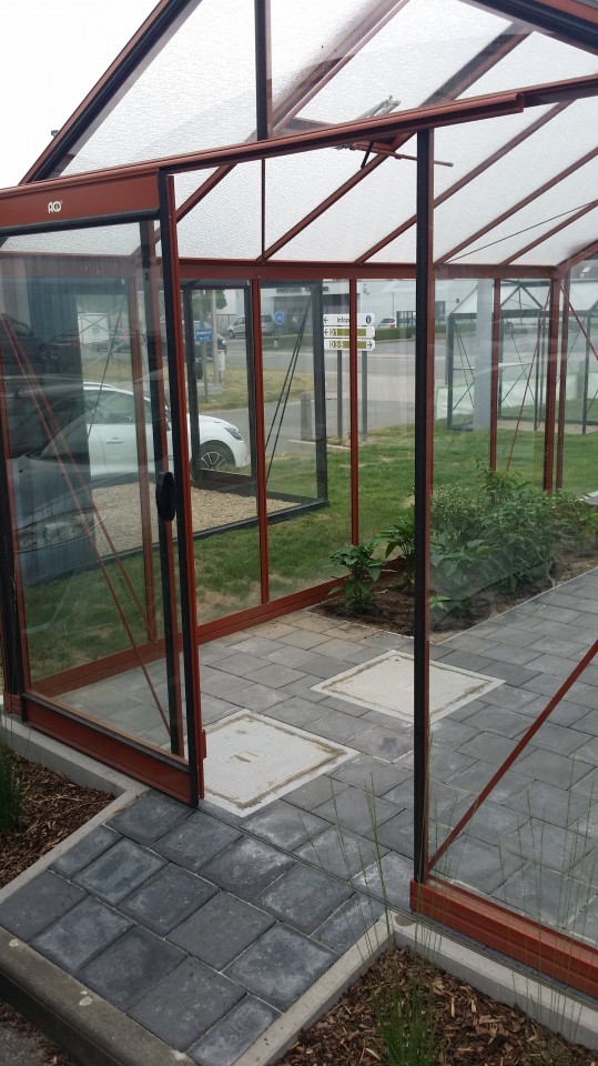 Rolstoelvriendelijke tuinkas R306 - 13,62m2 Afmeting:3.06m x 4.45m