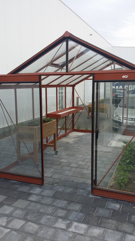 Rolstoelvriendelijke tuinkas R306 - 13,62m2 Afmeting:3.06m x 4.45m