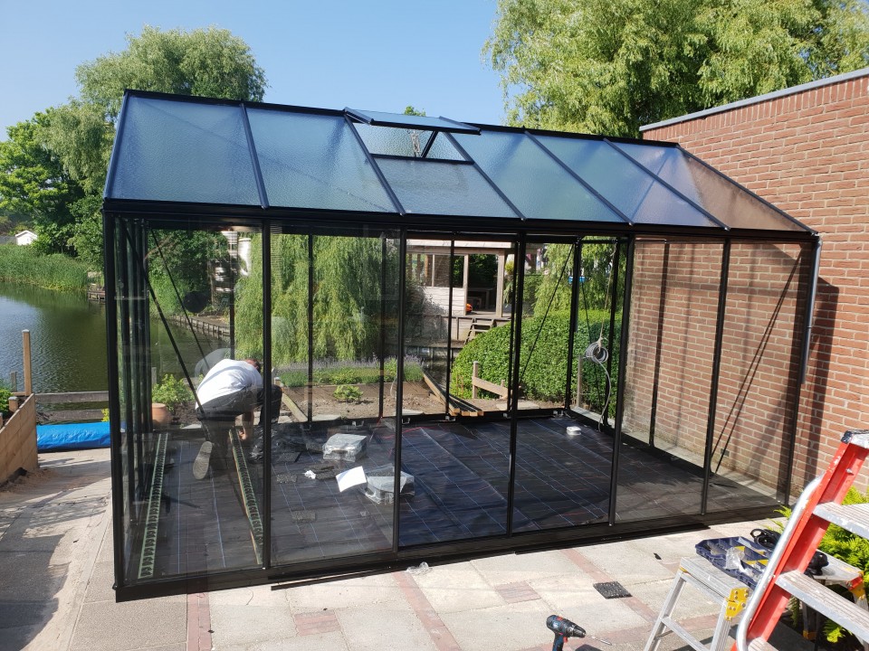 ACD prestige tuinkas R306XH 13.62m2 met dubbele zijdeur en houtenvloer